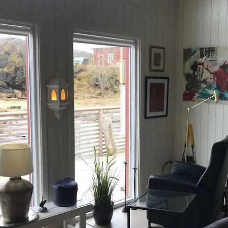 別荘 Amazing Waterfront Rorbu