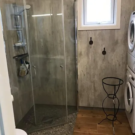 Amazing Waterfront Rorbu בית נופש *