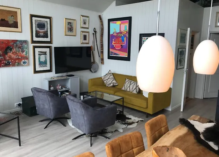 Amazing Waterfront Rorbu スタムスンド